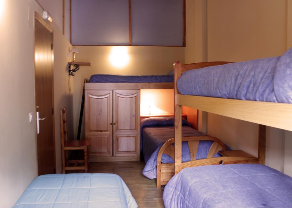 Albergue Turistico Via De La Plata Banos De Montemayor Bilik gambar